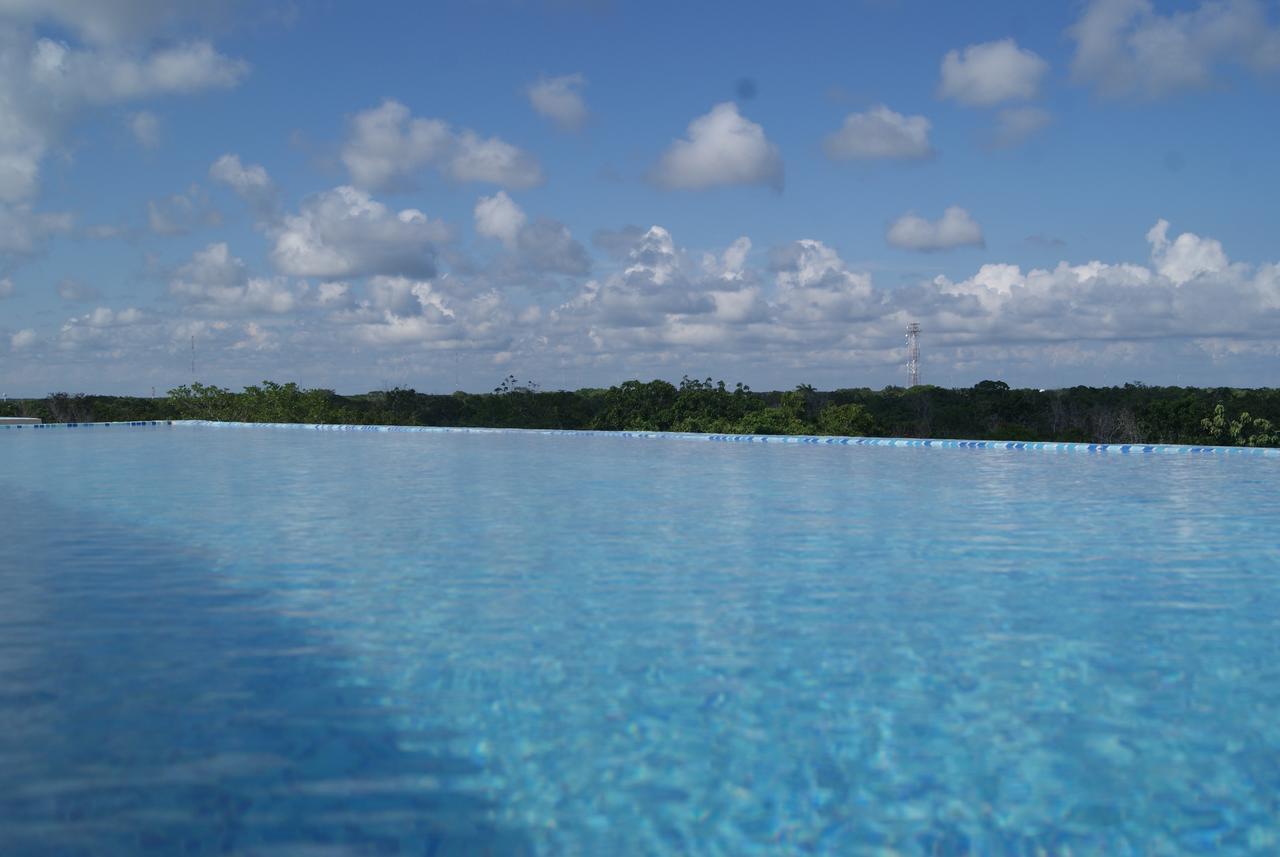 Rooftop Pool Apartments トゥルム エクステリア 写真